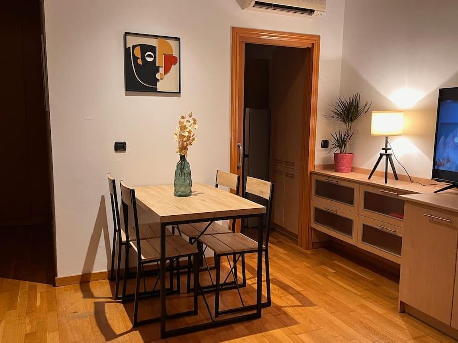 Piso Centrico Y Acogedor Apartment Figueres  Exterior photo