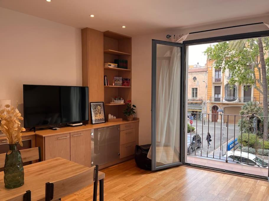 Piso Centrico Y Acogedor Apartment Figueres  Exterior photo